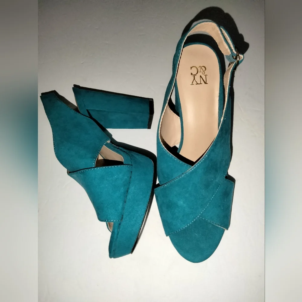 New York & Company (Sz 8) Teal Blue Open Toe Ankle Buckle Strap Platform Heels